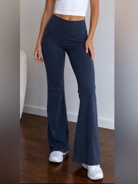 High-Waist Flared Yoga Pants in Slate Blue